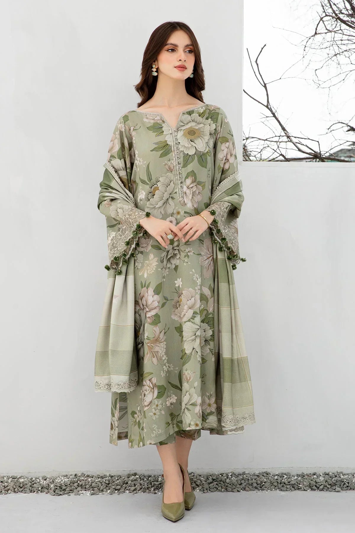 Baroque 3PC Karandi Printed Shirt with Karandi Printed Dupatta and Trouser – ZC801