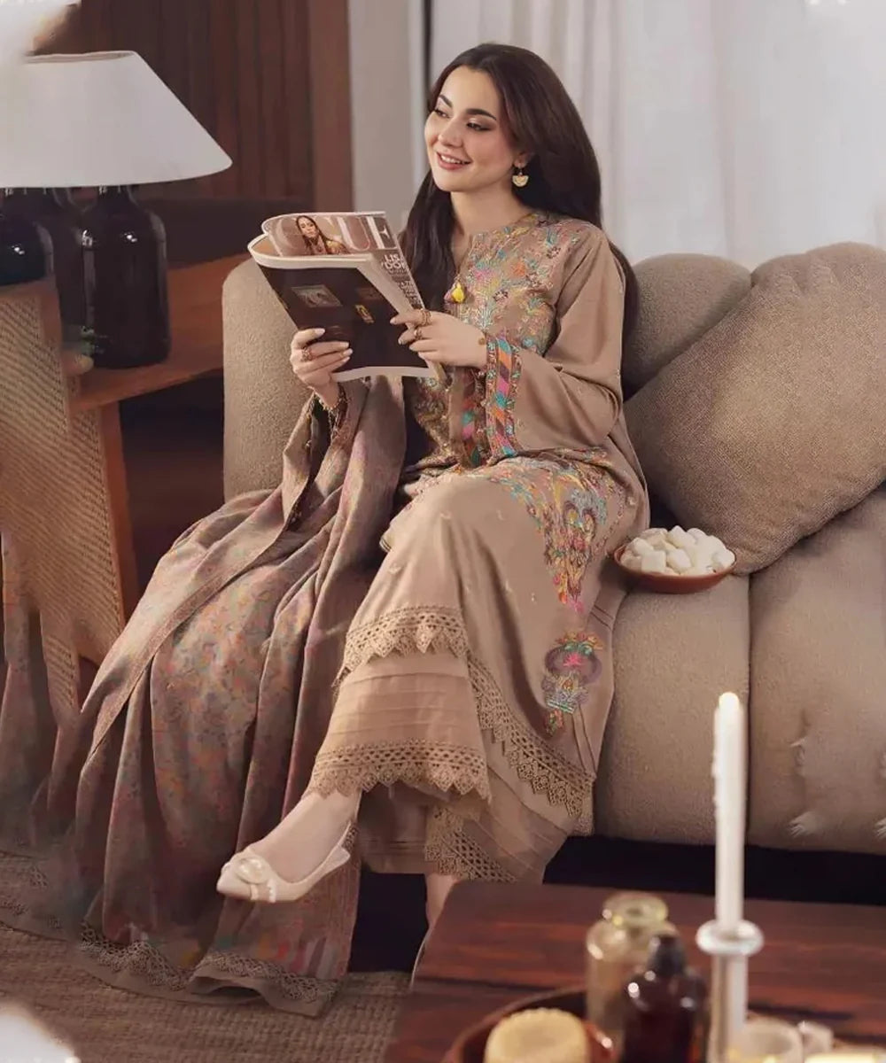 Lawn-3PC Embroidered Shirt With Digital Printed Jauqard Dupatta-SS 5153