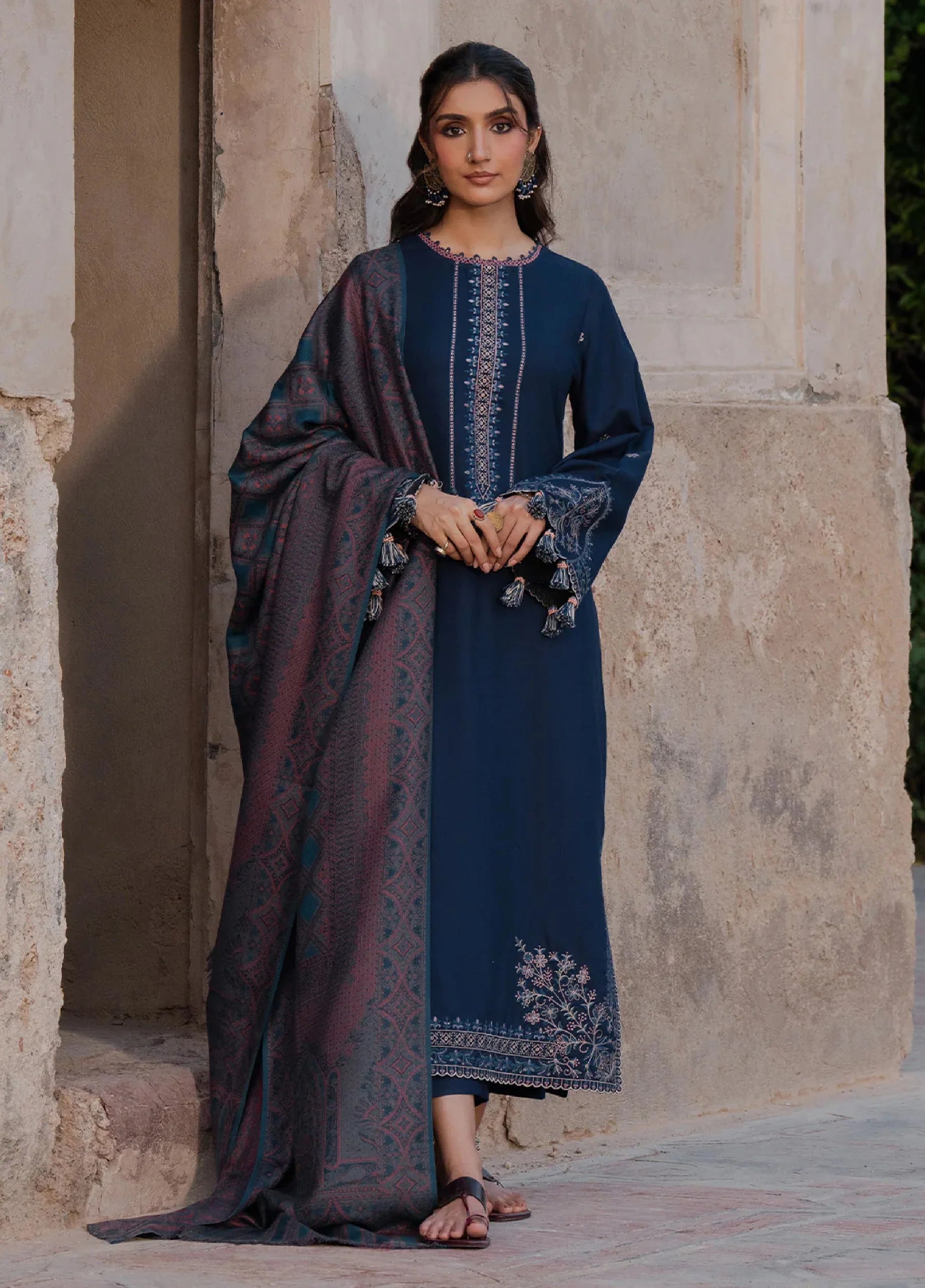 Lawn-3PC Embroidered Shirt With Digital Printed Jauqard Dupatta- SS 5054