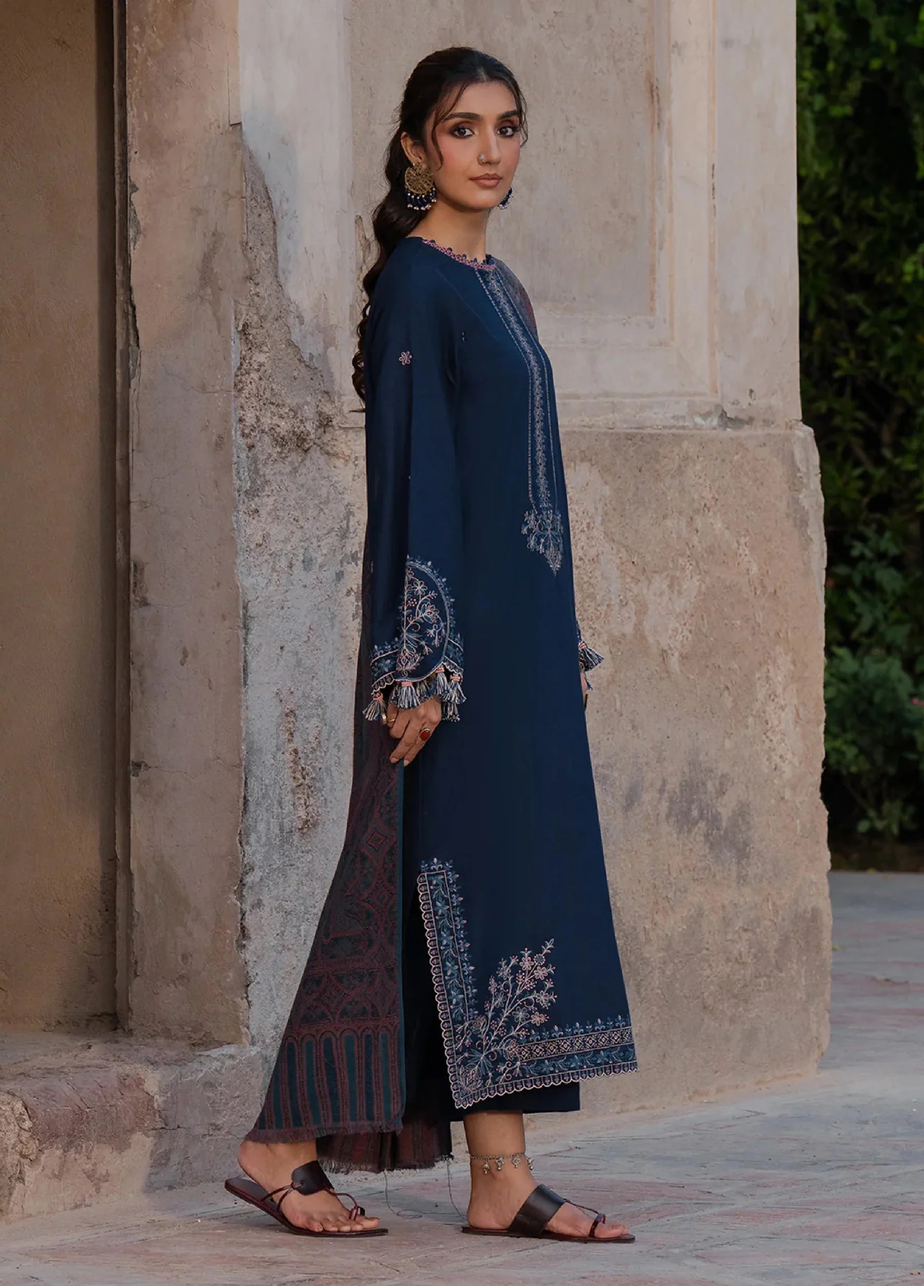 Lawn-3PC Embroidered Shirt With Digital Printed Jauqard Dupatta- SS 5054