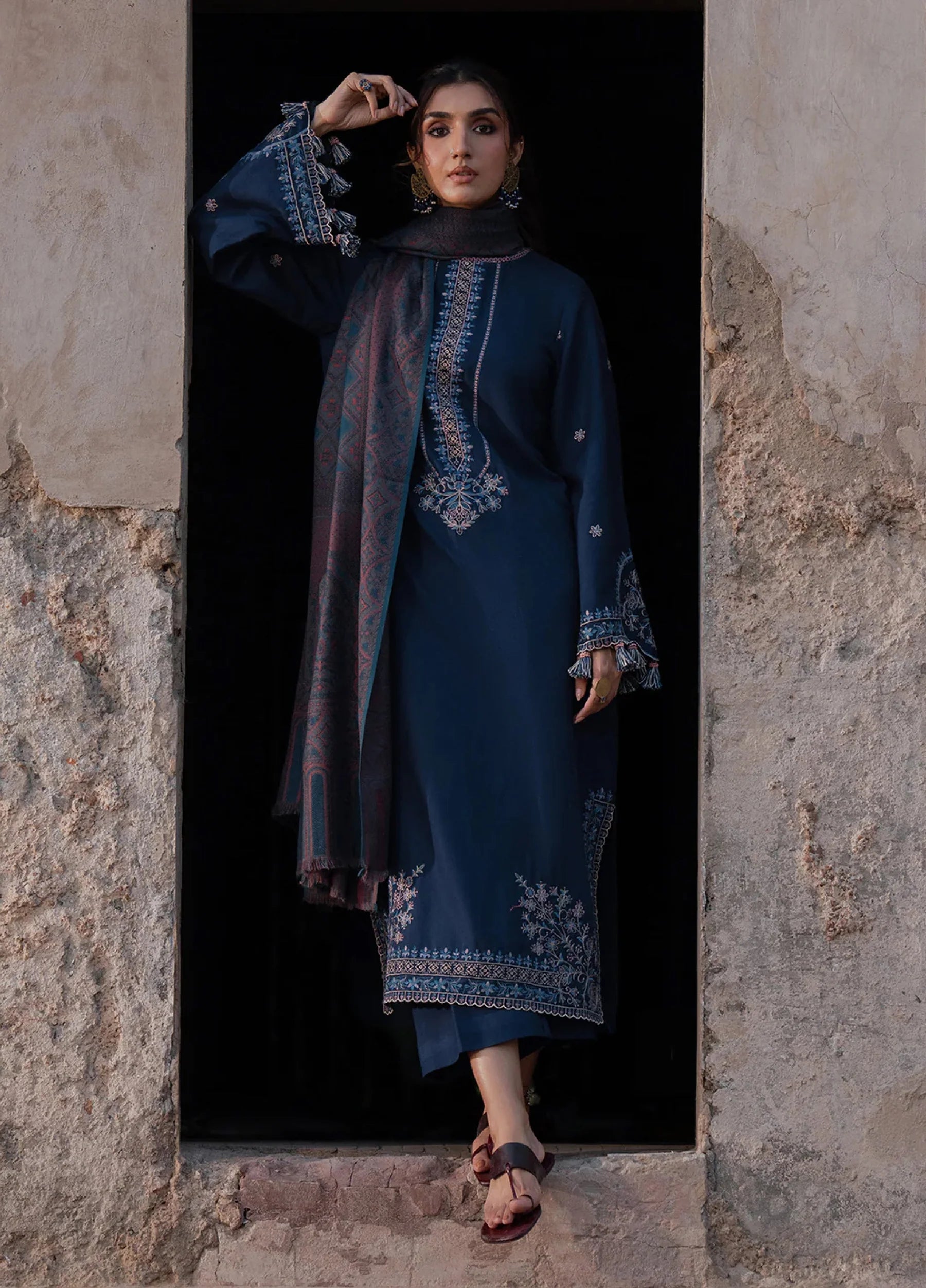 Lawn-3PC Embroidered Shirt With Digital Printed Jauqard Dupatta- SS 5054