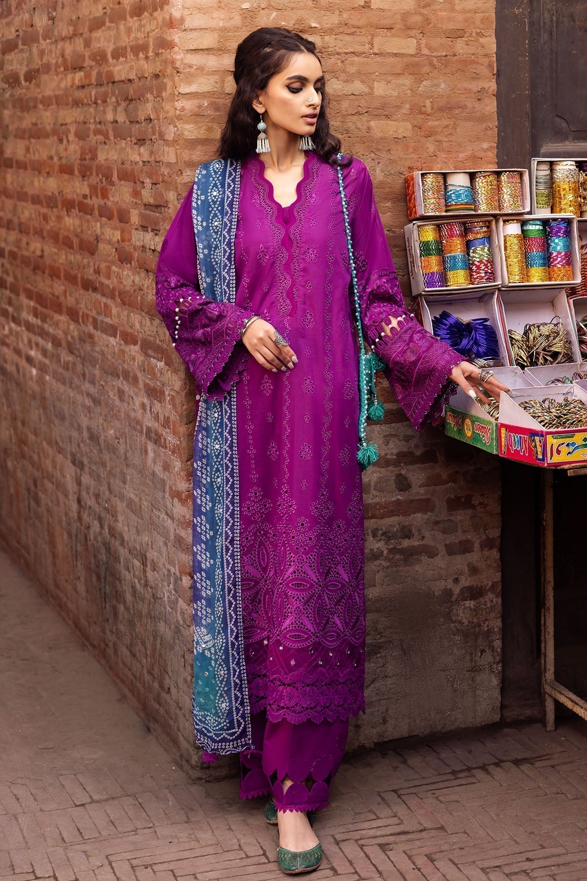 Lawn 3PC Embroidered Shirt with Digital Printed Jacquard Dupatta – ZC1205