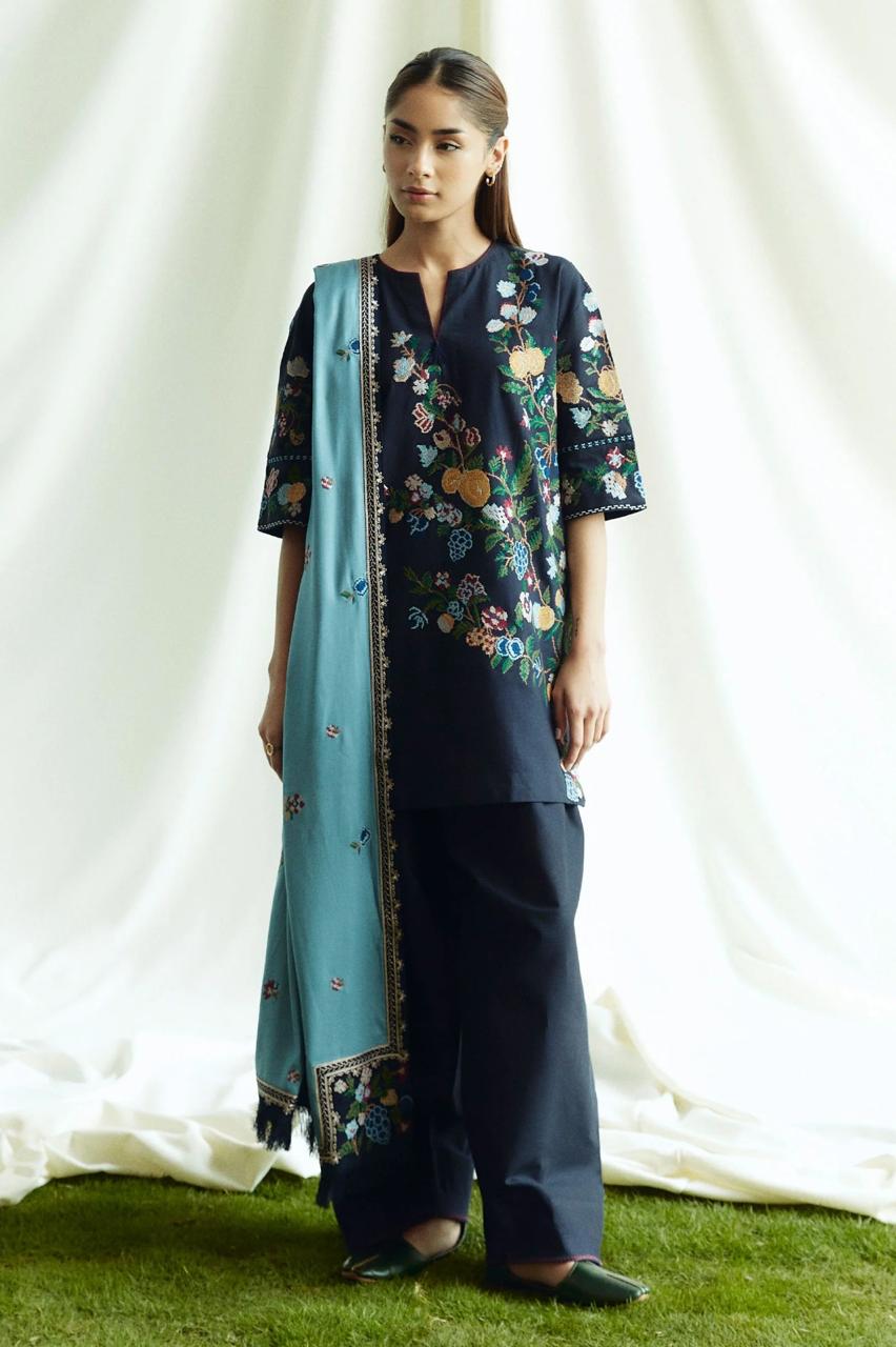 Zara Shahjahan 3PC Dhanak Embroidered Shirt with Digital Printed Shawl – ZC281