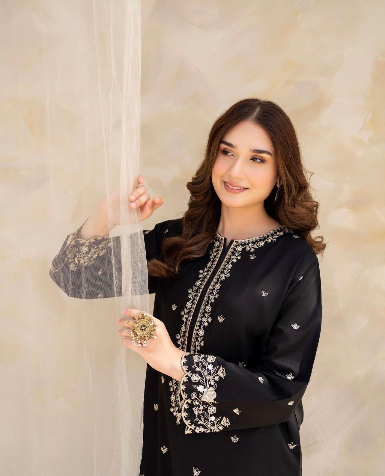 Unstitched 2PC embroidered lawn suit -NF - DE 1137