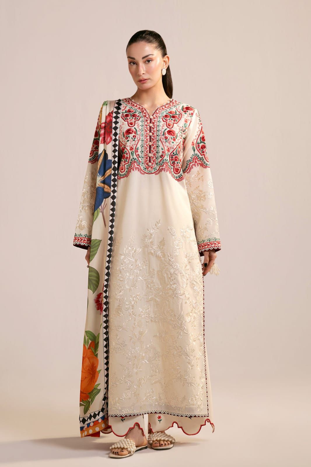 Unstitched 3PC Embroidered Lawn Suit - NF - 1152