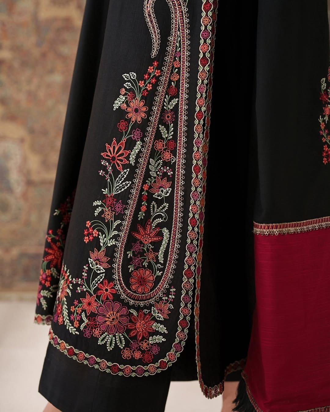 Unstitched 3PC Embroidered Lawn Suit - NF - 1011