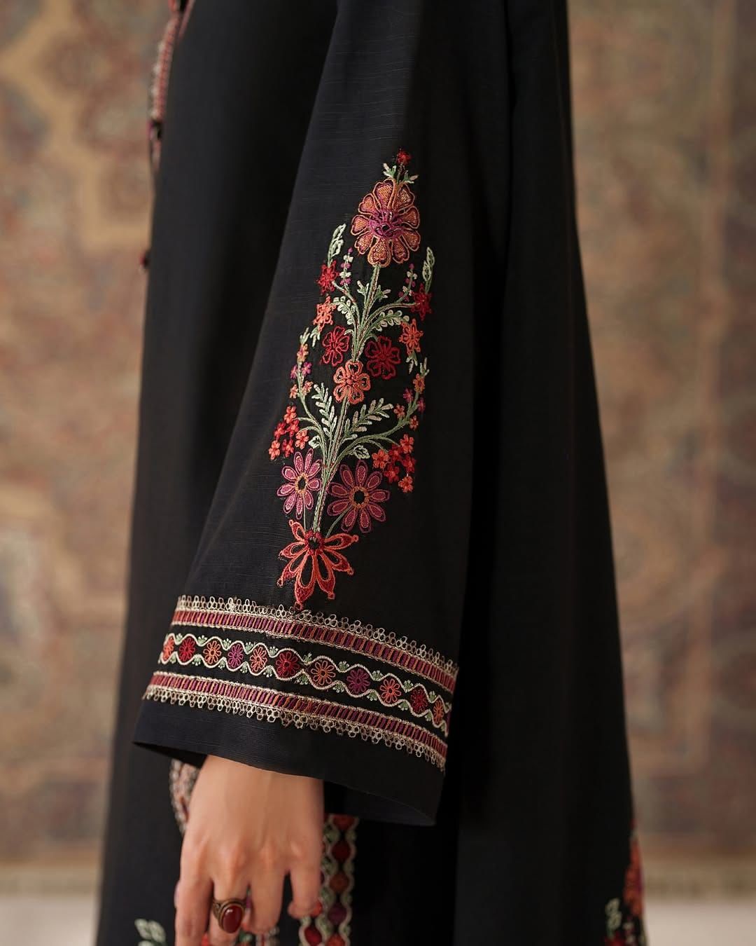Unstitched 3PC Embroidered Lawn Suit - NF - 1011