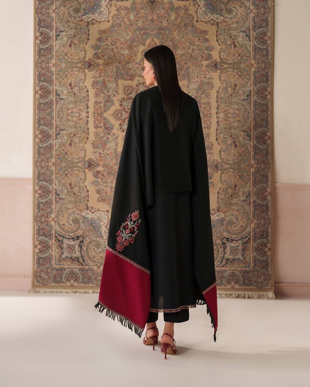 Unstitched 3PC Embroidered Lawn Suit - NF - 1011