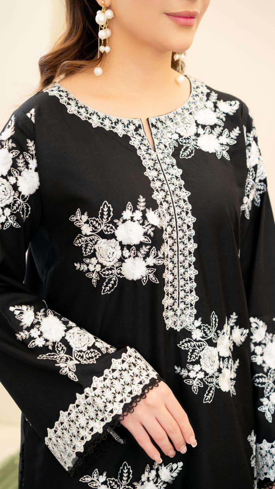 Unstitched 3PC Embroidered Lawn Suit - NF - 1024