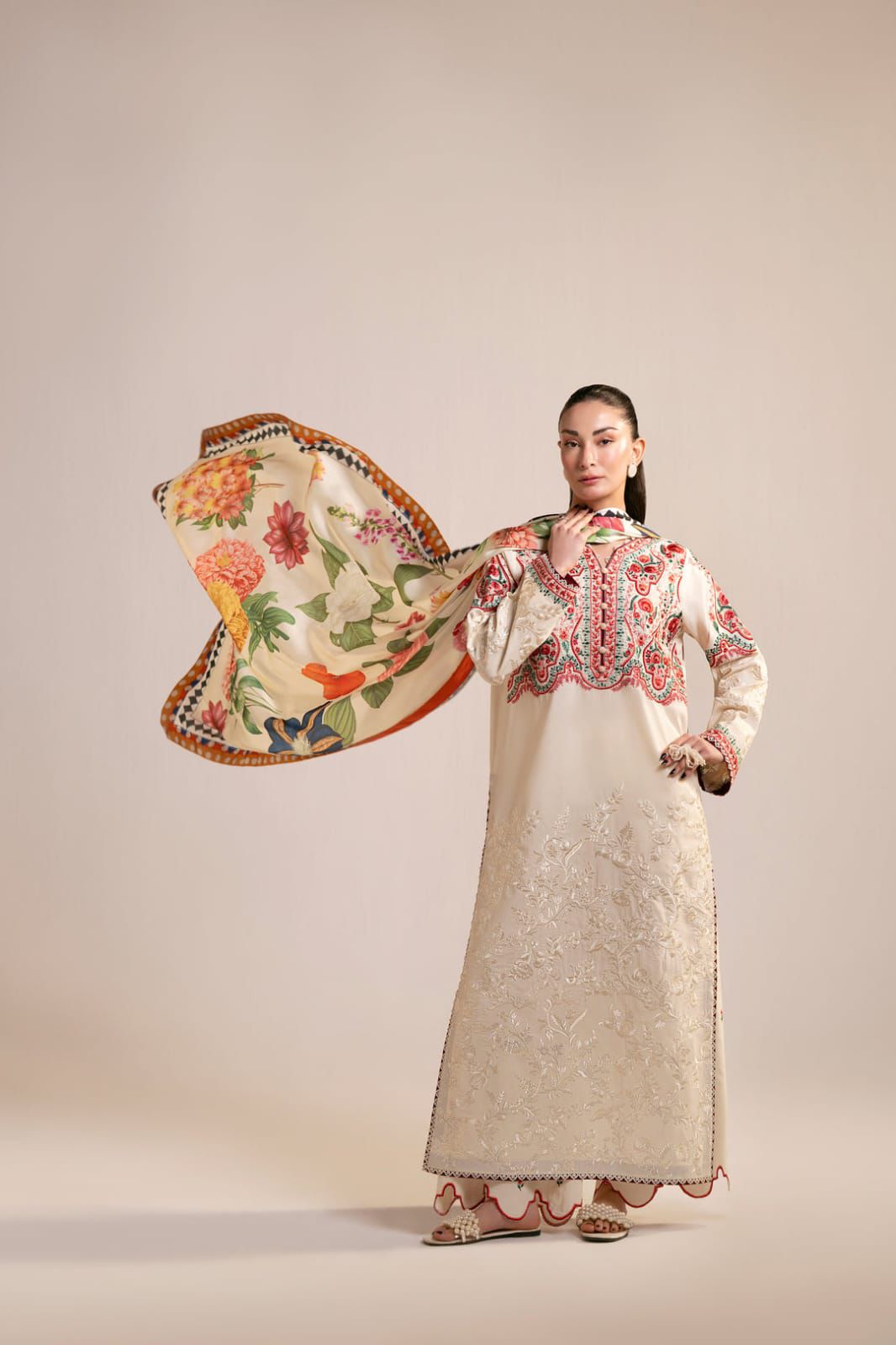 Unstitched 3PC Embroidered Lawn Suit - NF - 1152