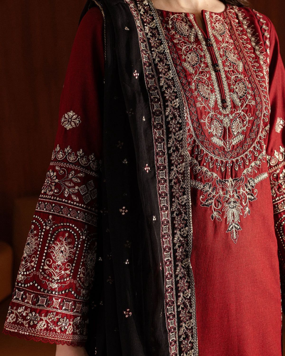 Unstitched 3PC Embroidered Lawn Suit - NF -