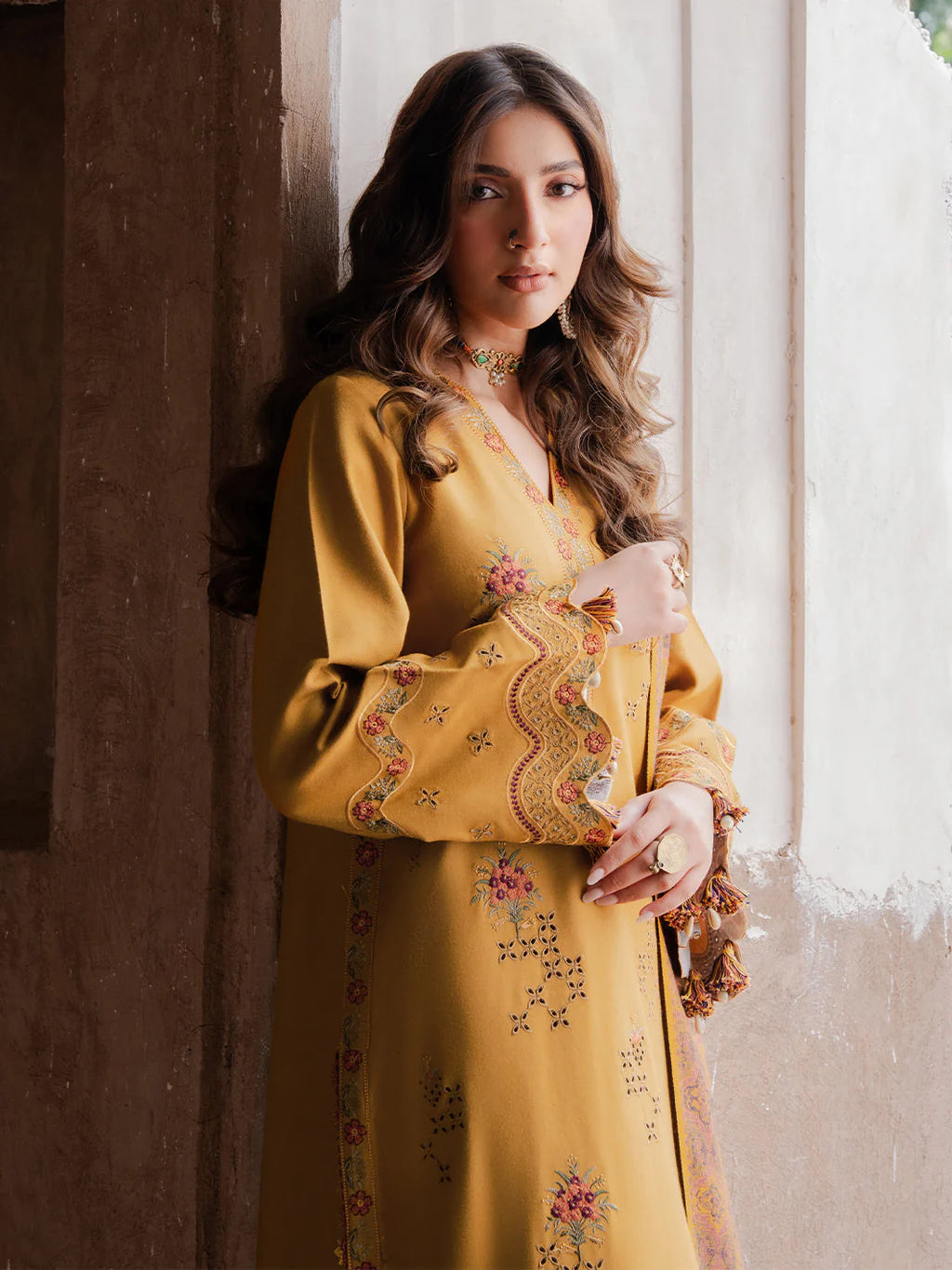 Lawn-3PC Chikankari Embroidered With Digital Printed Jacquard Dupatta-SS 5044