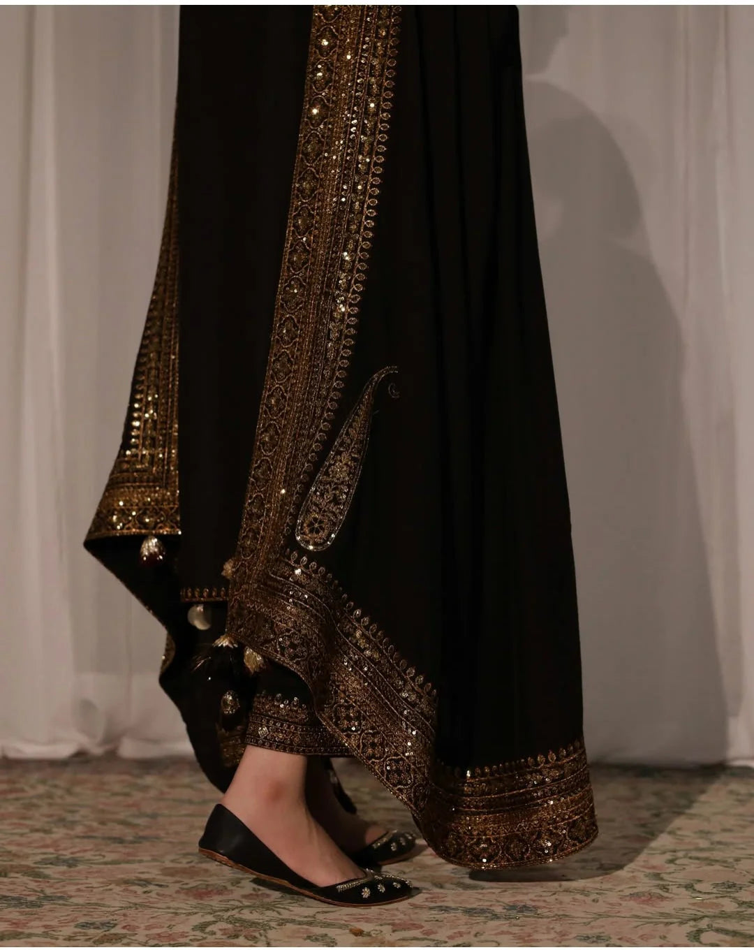 Lawn-3PC Embroidered Shirt with Organza Sequins Embroidered Dupatta-SS 5135