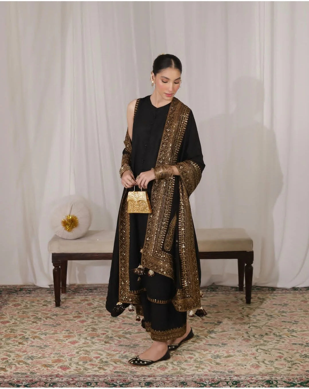 Lawn-3PC Embroidered Shirt with Organza Sequins Embroidered Dupatta-SS 5135